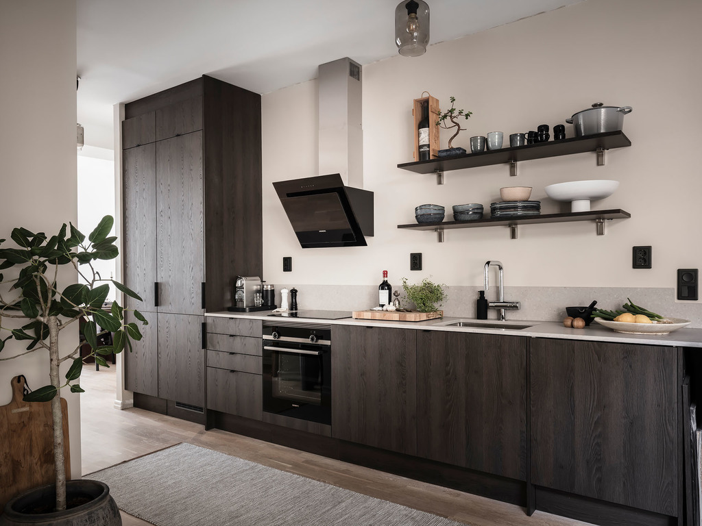 cuisine design bois sombre