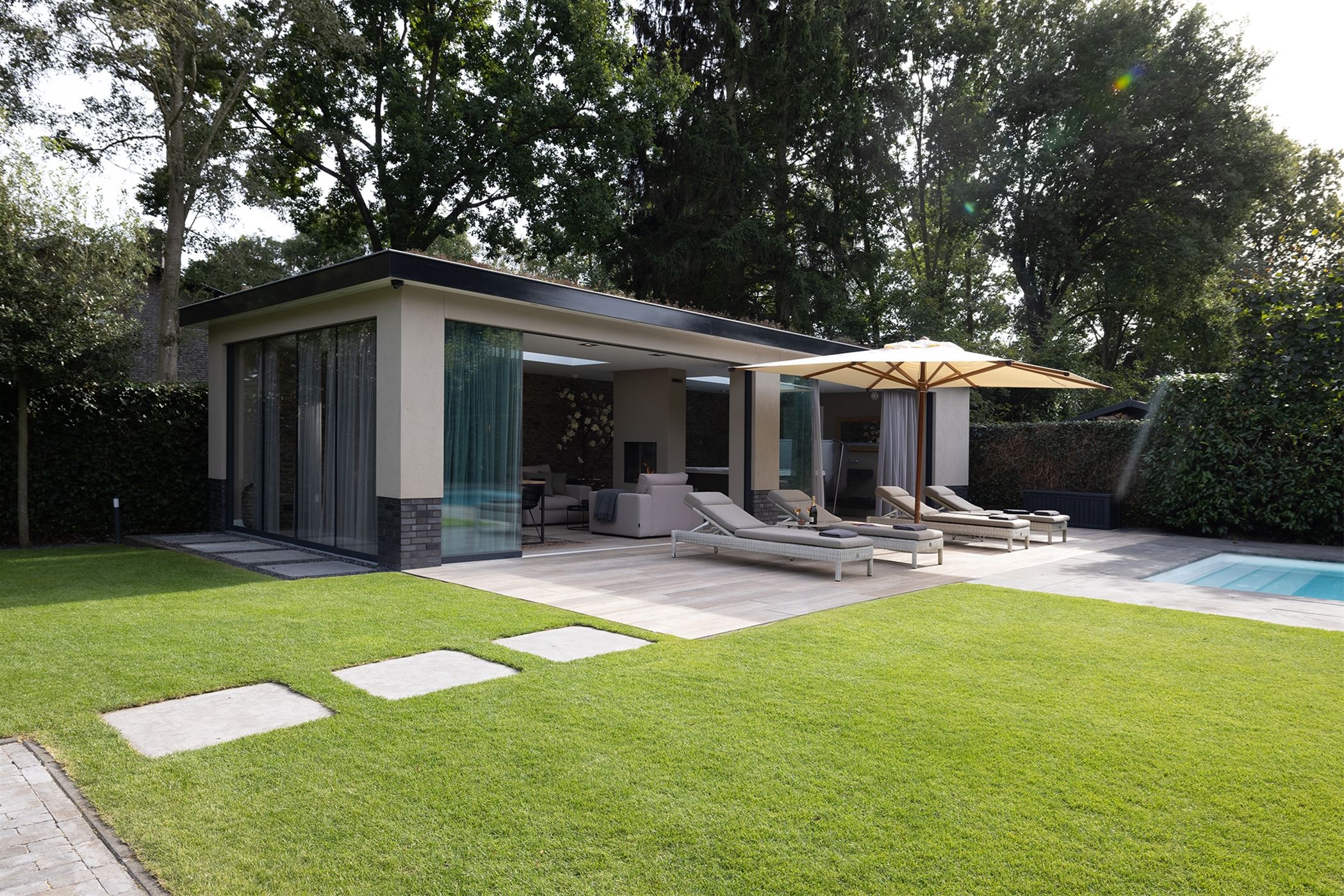 pool house pool house