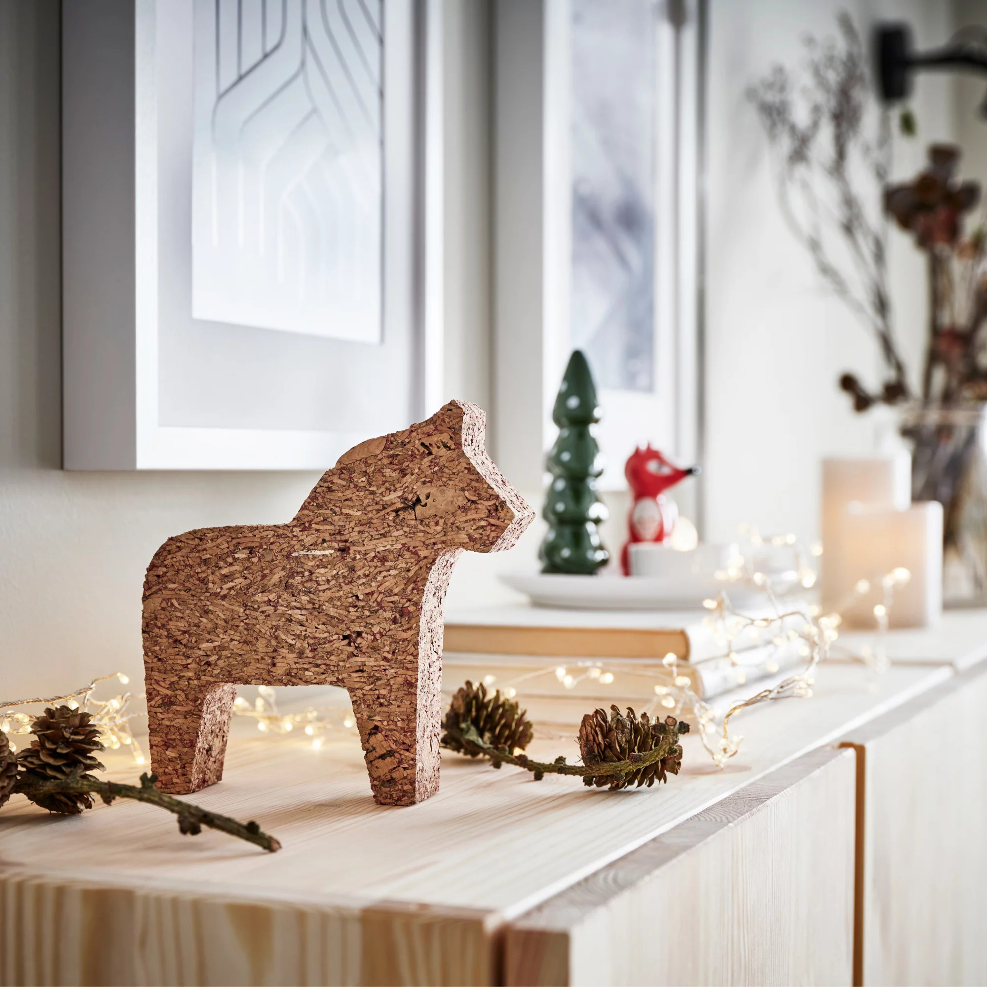 cheval décoratif suédois en bois