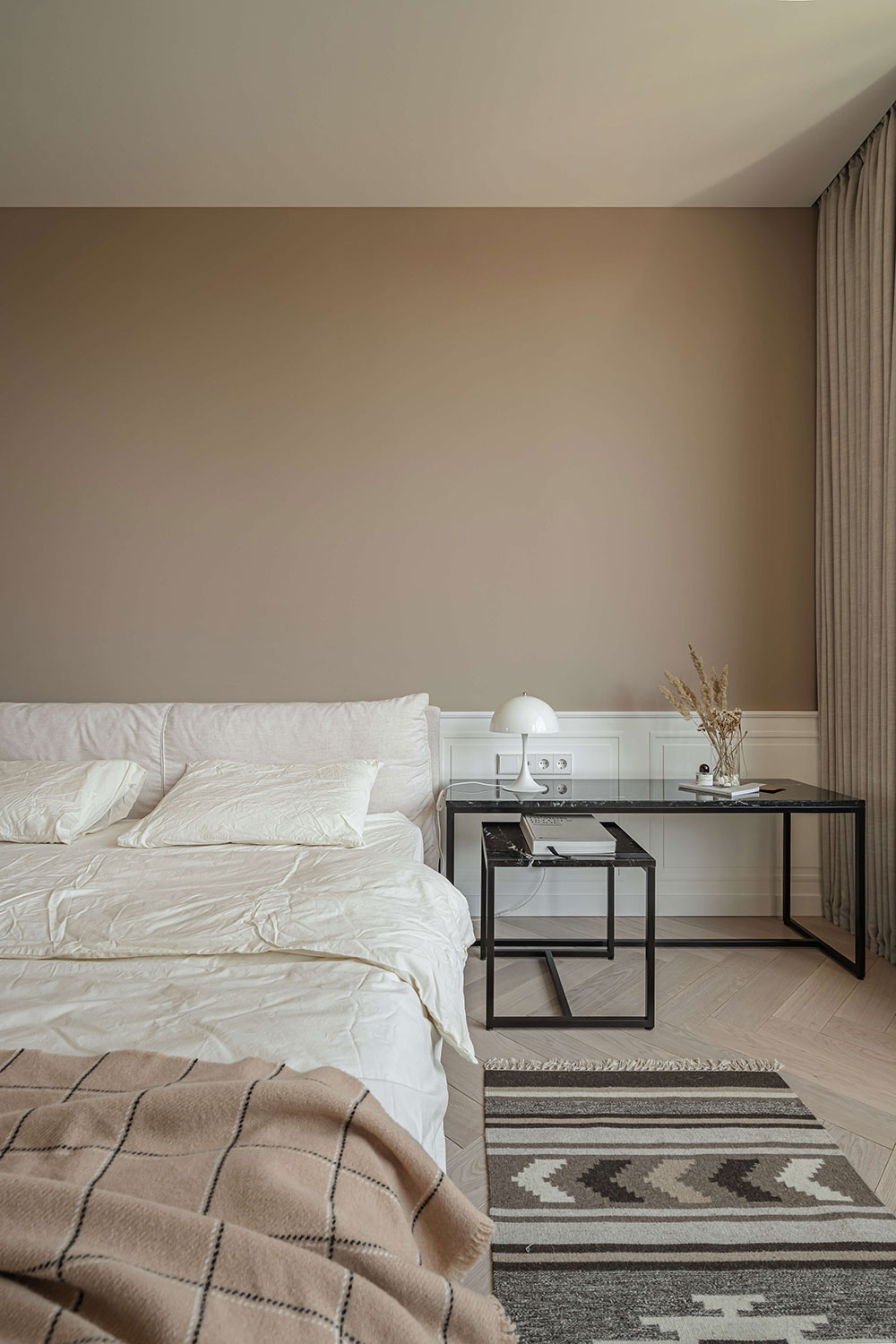 chambre mur terracotta