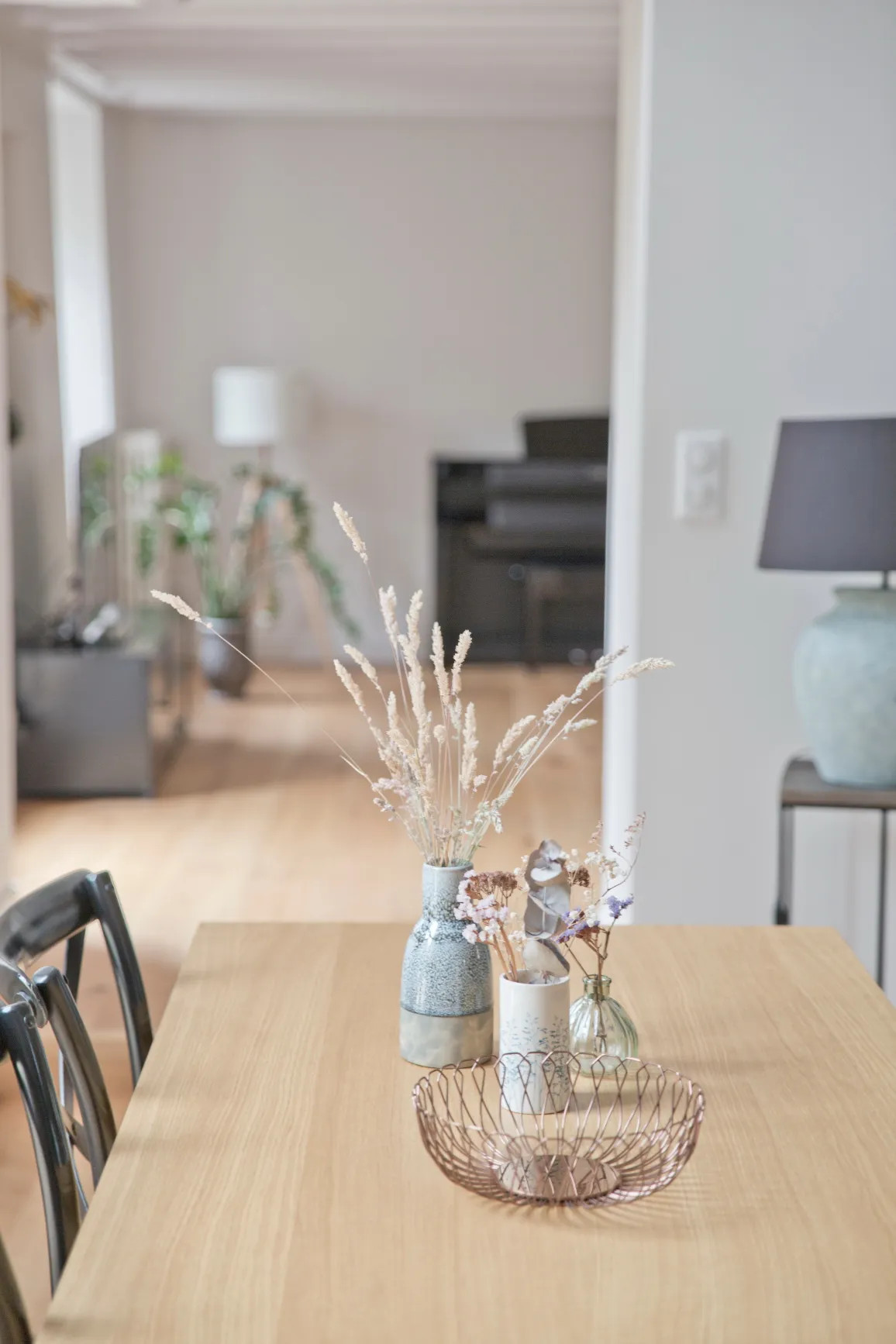 salle à manger avec table bois