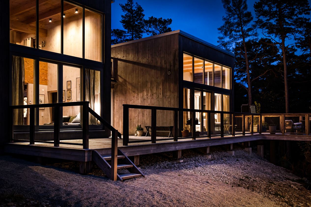 façade maison en bois cubique vue nuit façade maison en bois cubique vue nuit