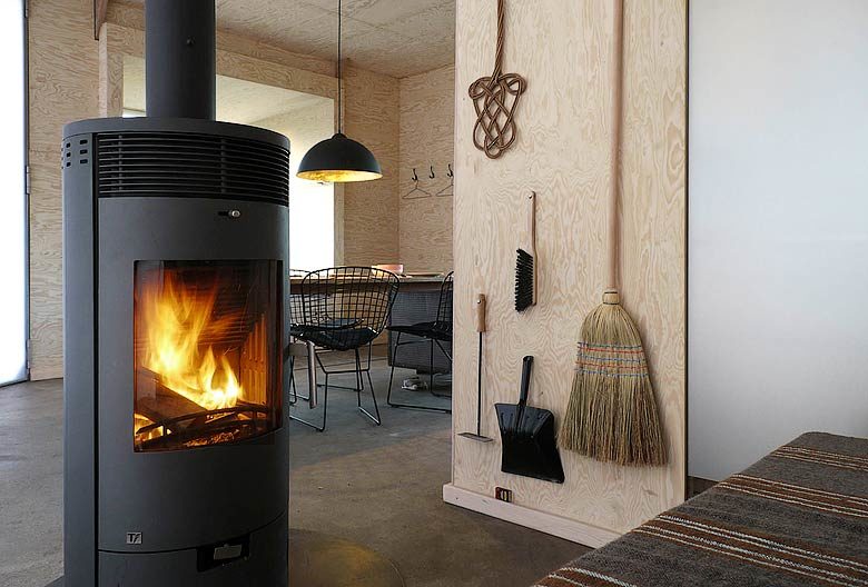 salon mini maison en bois