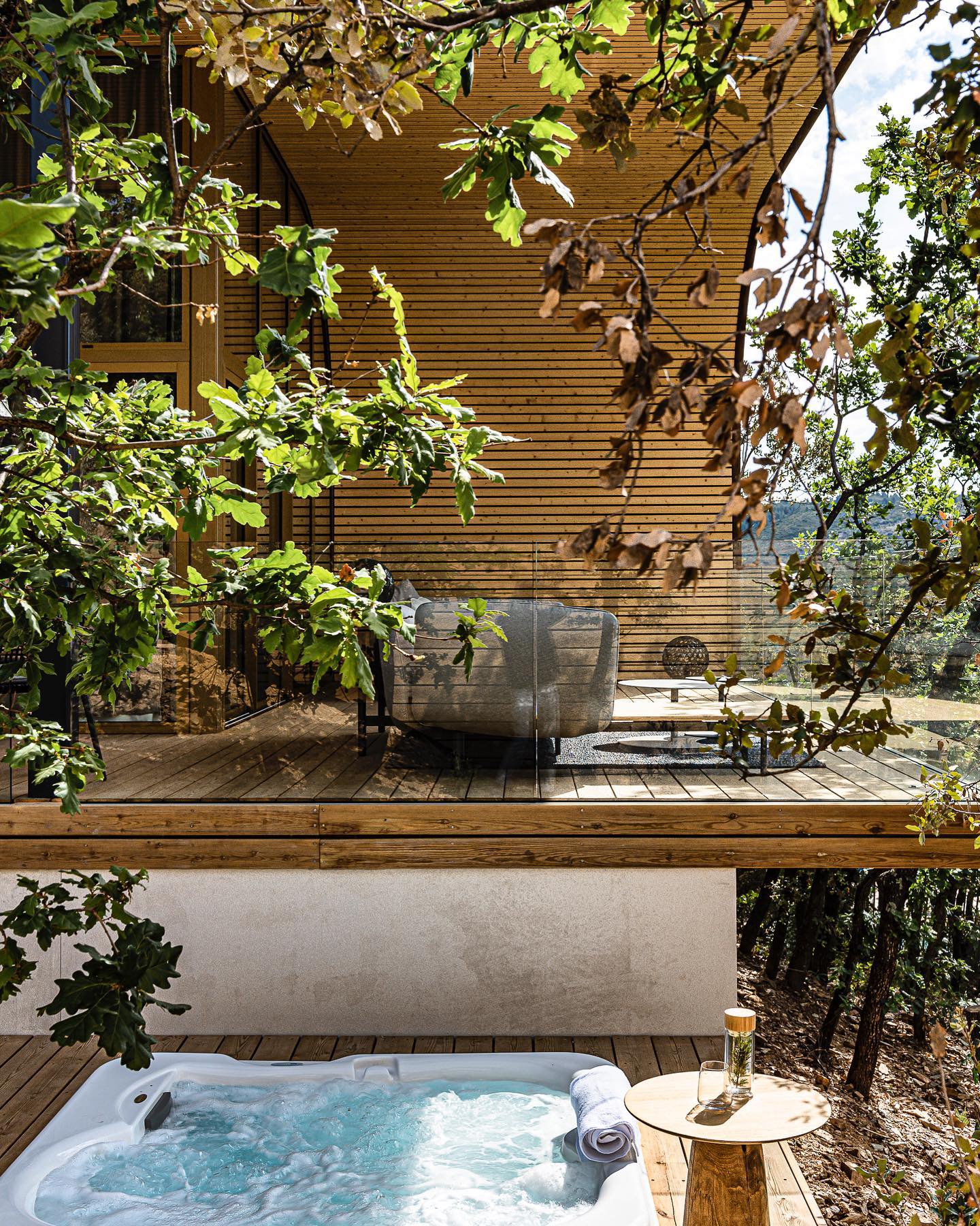 terrasse maison en bois design Souki Lodges & Spa terrasse maison en bois design Souki Lodges & Spa