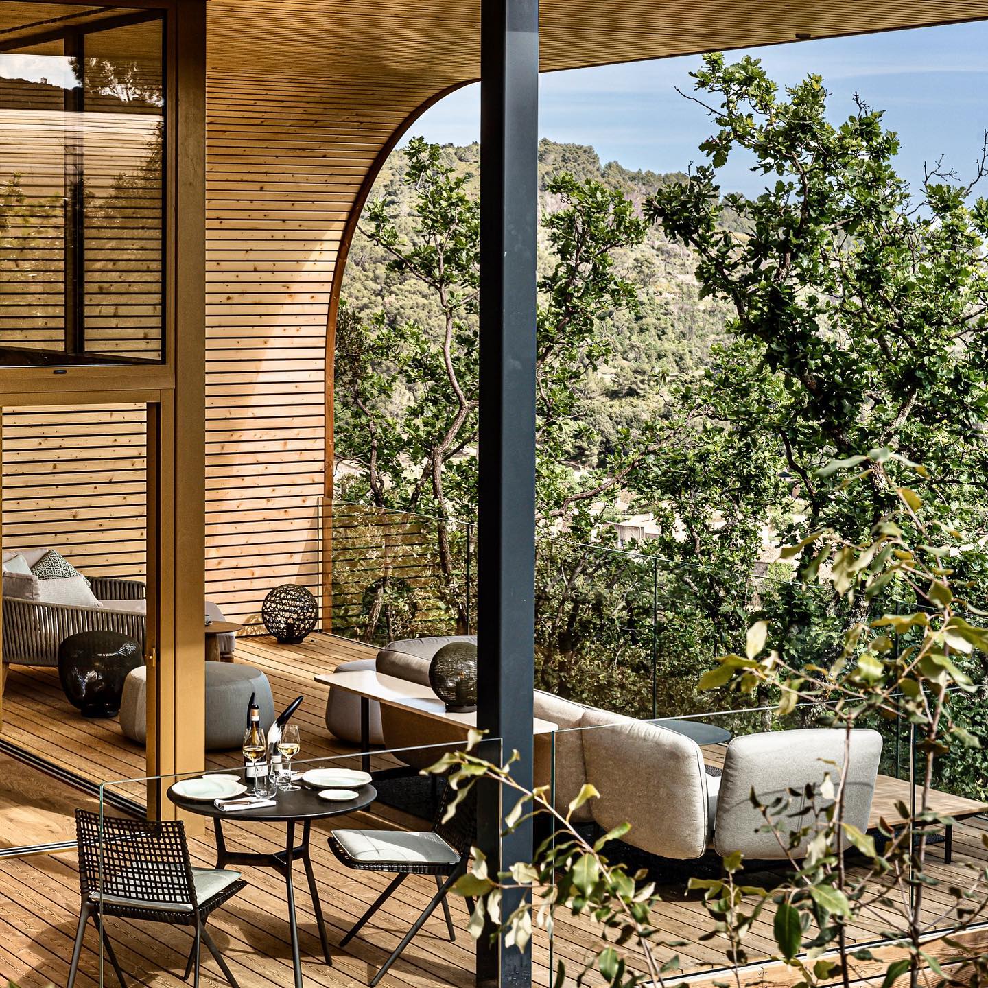 terrasse maison en bois design Souki Lodges & Spa terrasse maison en bois design Souki Lodges & Spa