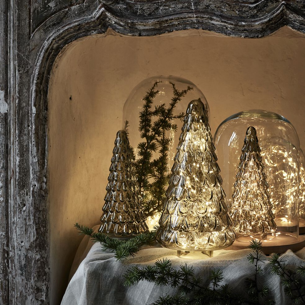 cheminée avec déco de noël Alinea cheminée avec déco de noël Alinea