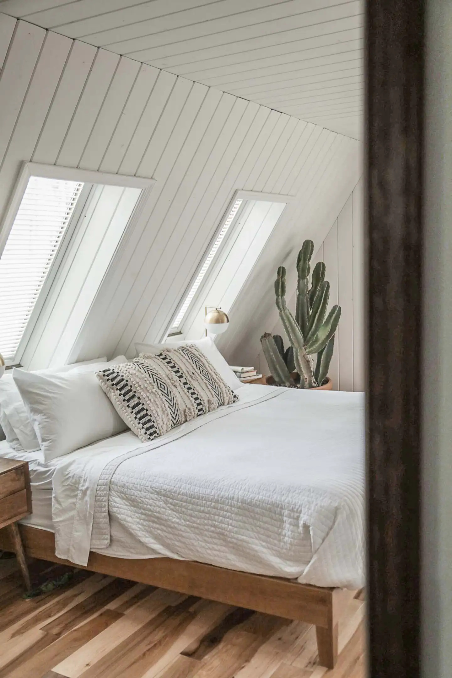 chambre lambrissée bois blanc chambre lambrissée bois blanc