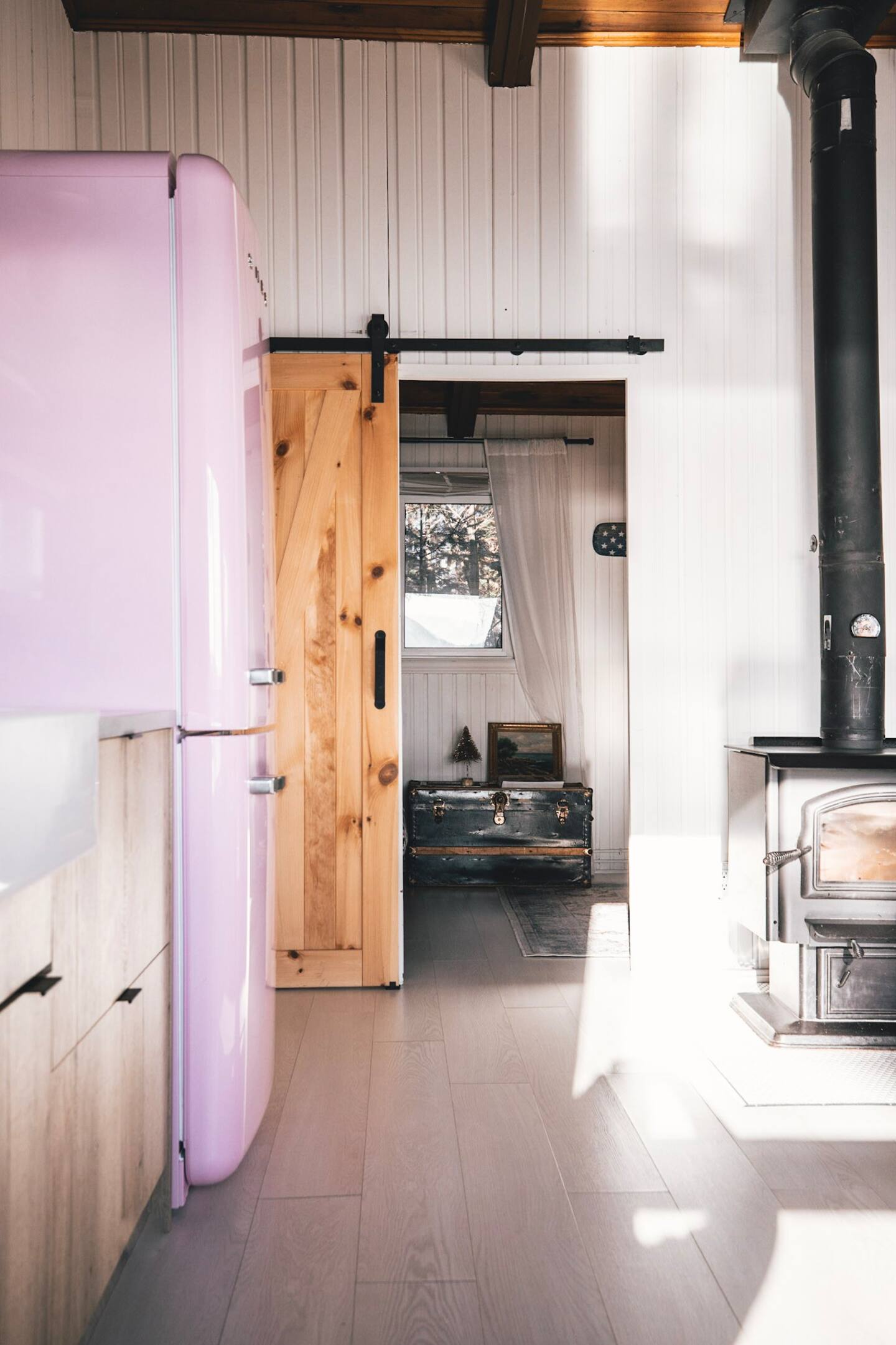 cuisine maison en bois Smeg rose cuisine maison en bois Smeg rose
