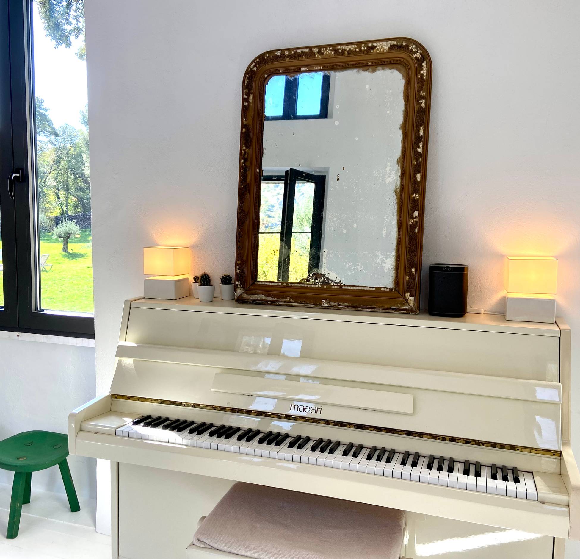 salon avec piano salon avec piano