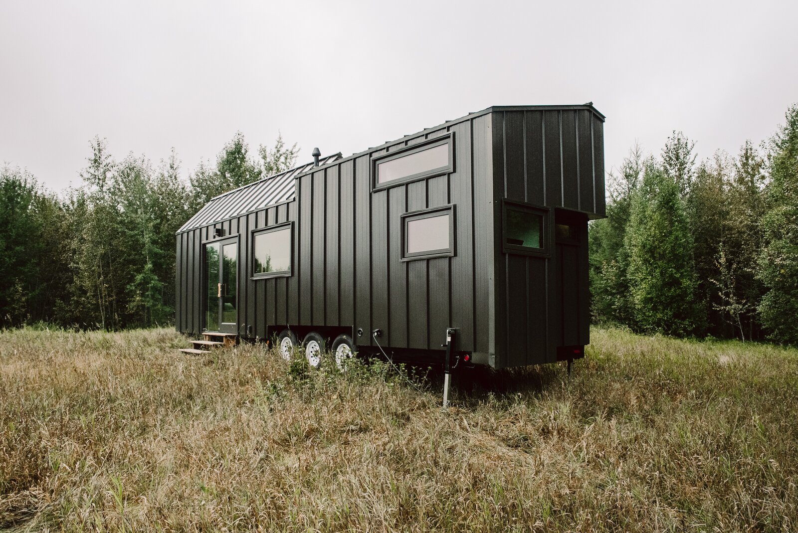 façade tiny house bois et métal façade tiny house bois et métal