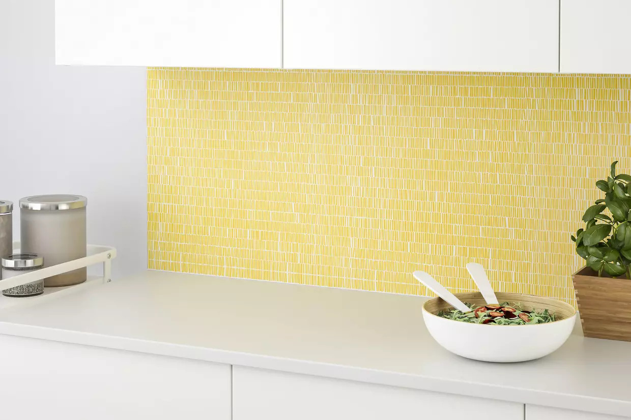 cuisine design blanche et jaune