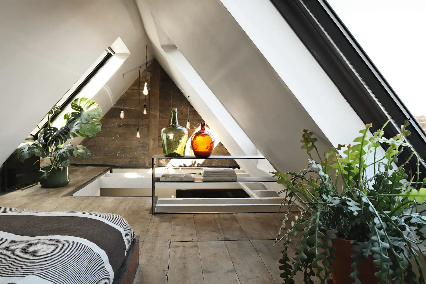 chambre avec fenêtres de toit chambre avec fenêtres de toit
