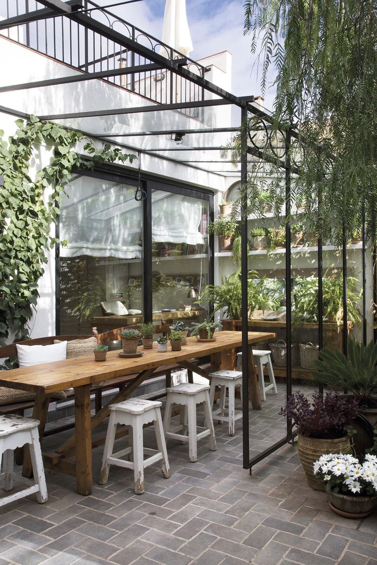jardin d'hiver dans cour maison de ville