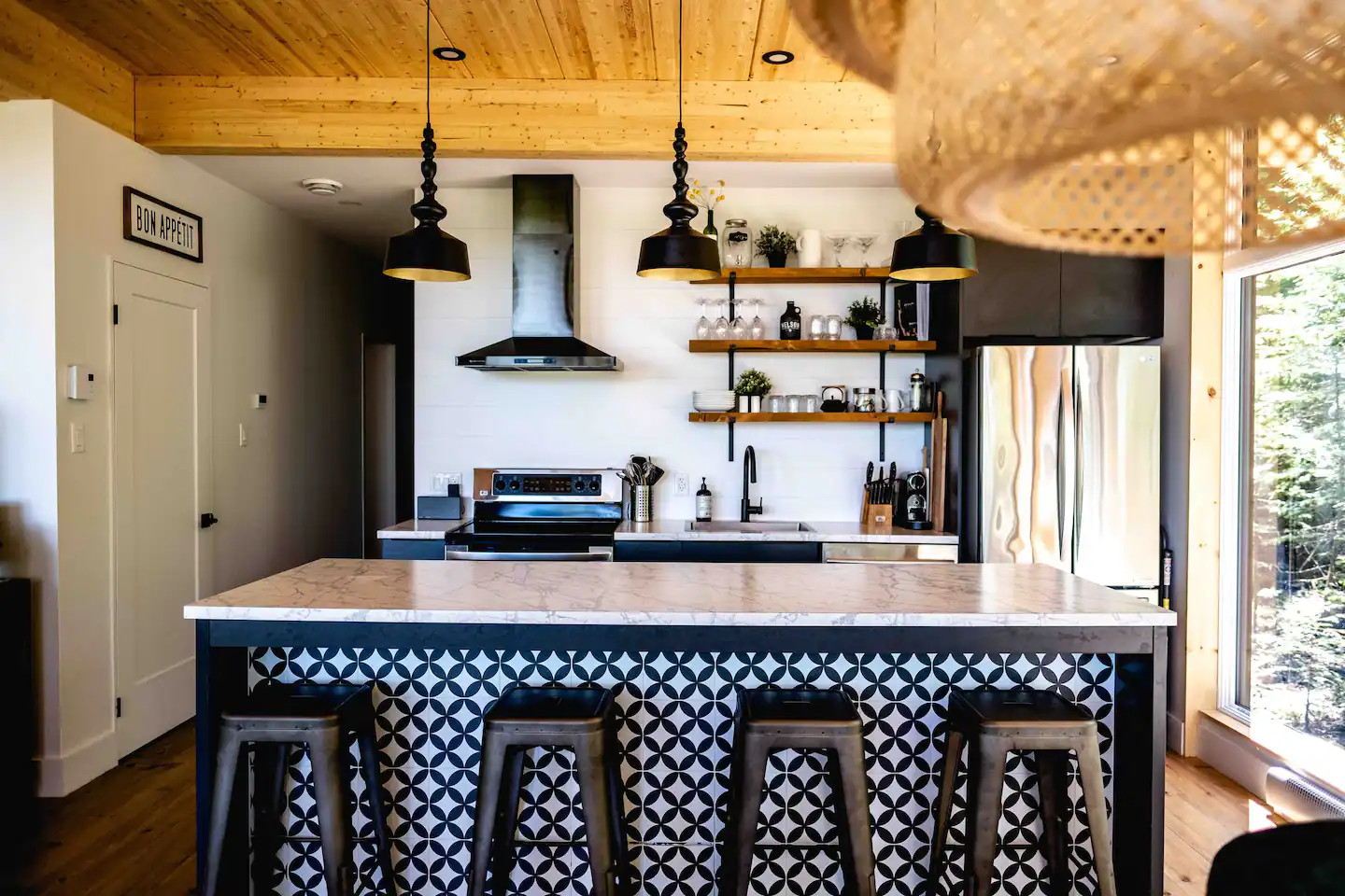 cuisine ouverte chalet contemporain cuisine ouverte chalet contemporain