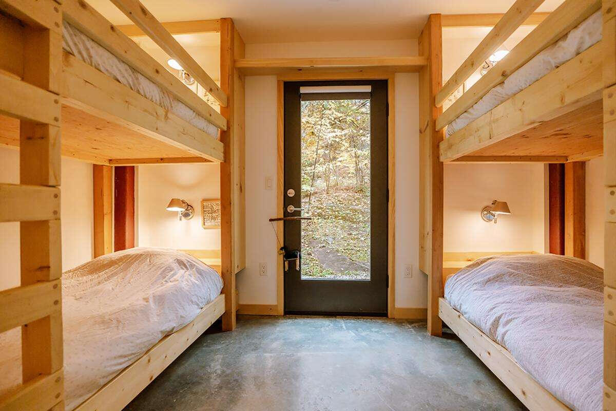 chambre dortoir pour enfants