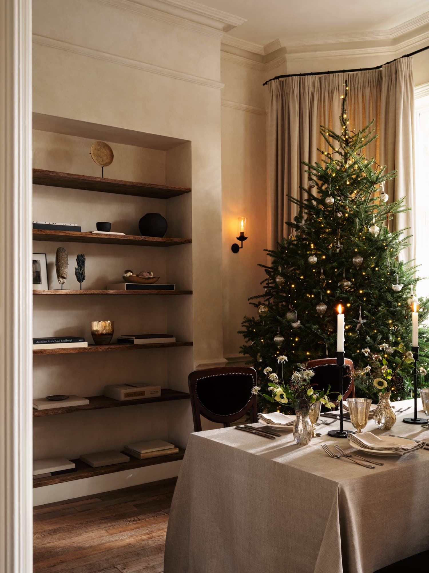 salle à manger avec sapin salle à manger avec sapin