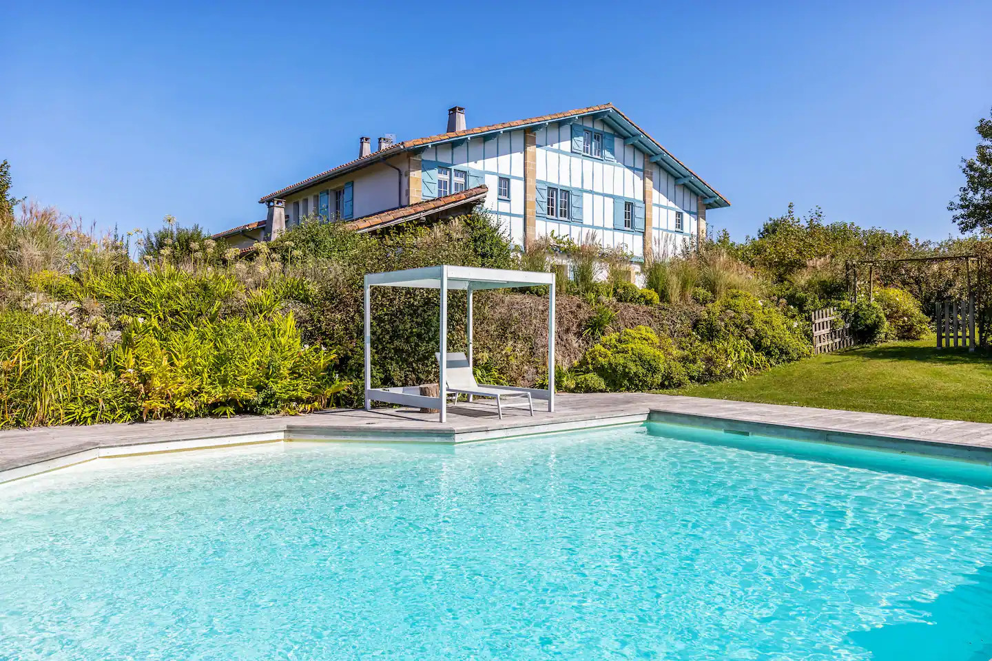 jardin avec piscine jardin avec piscine