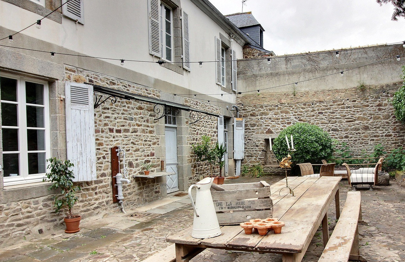 cour maison bretonne
