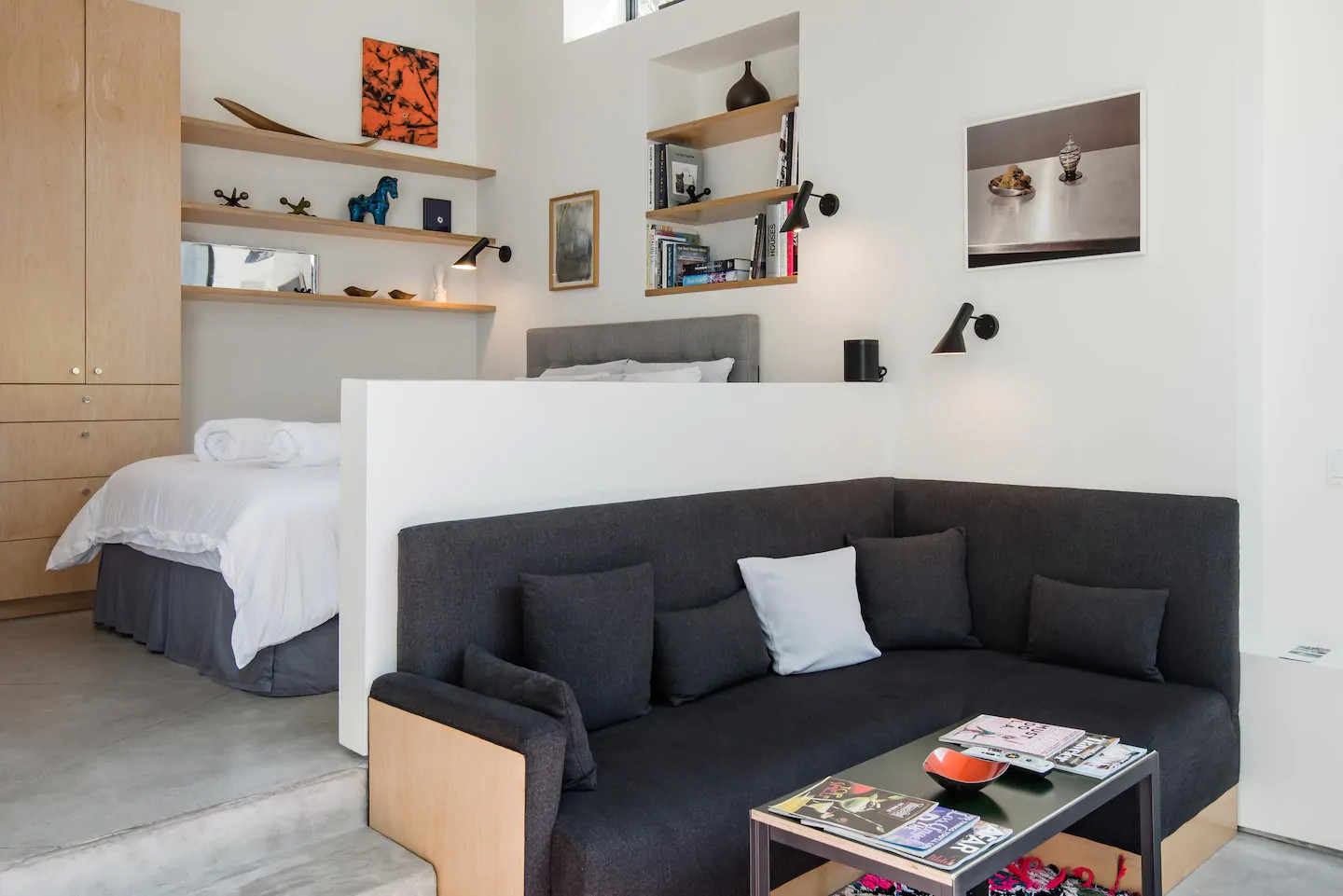 salon avec chambre ouverte