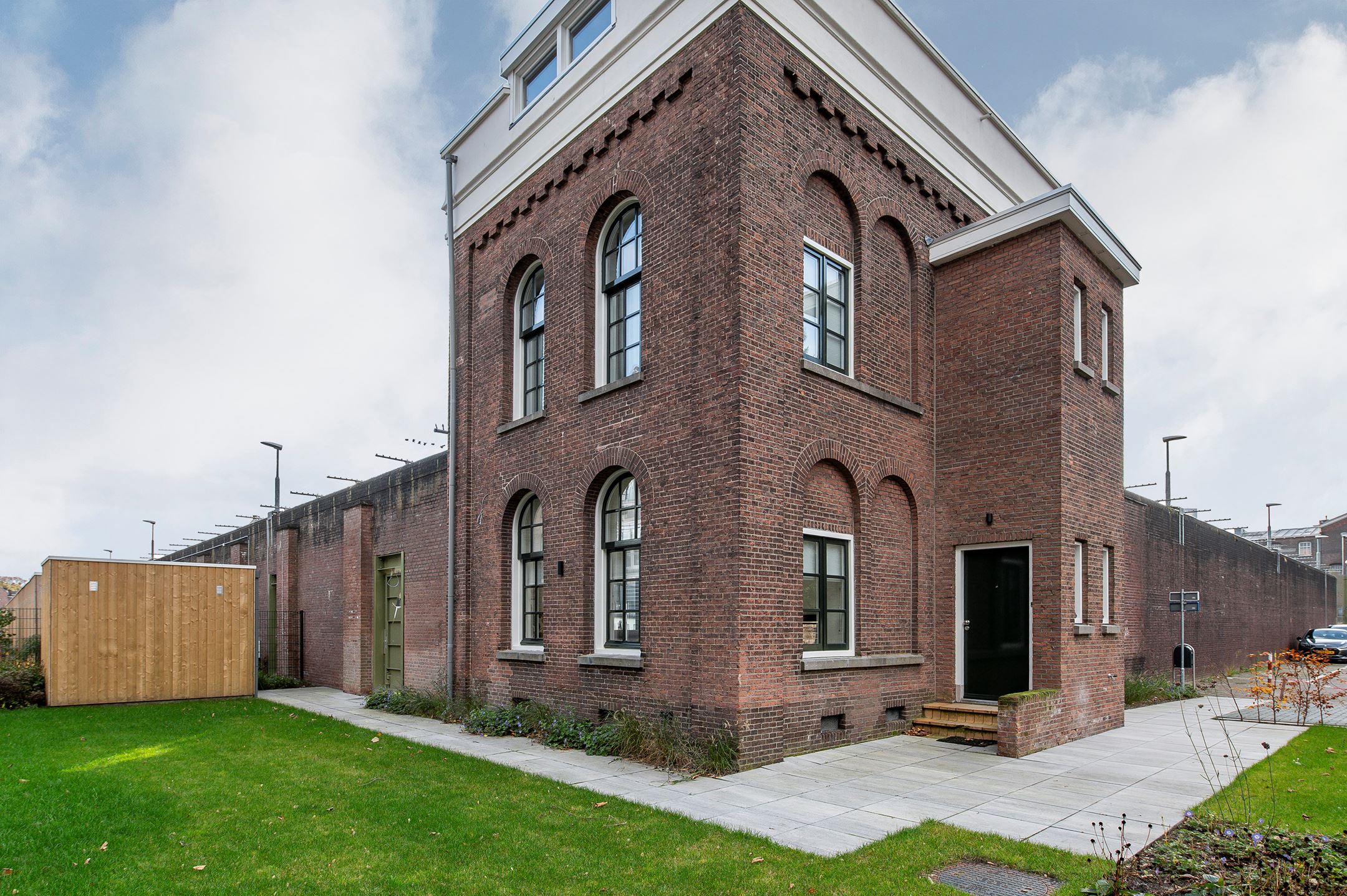 façade maison rénovée du 19e siècle