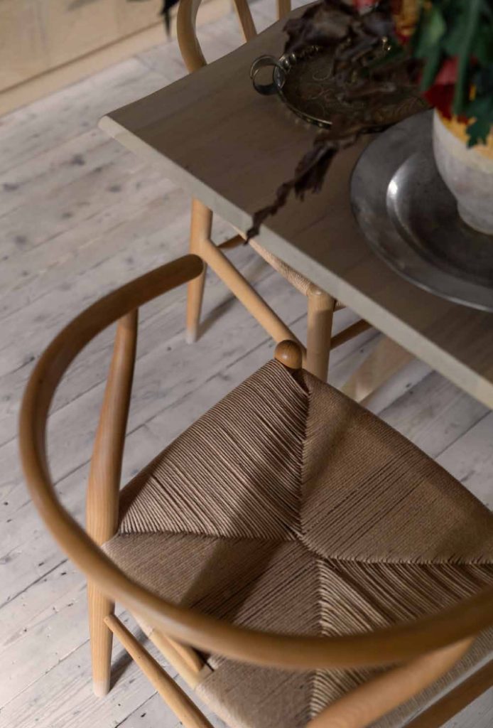 chaise wishbone