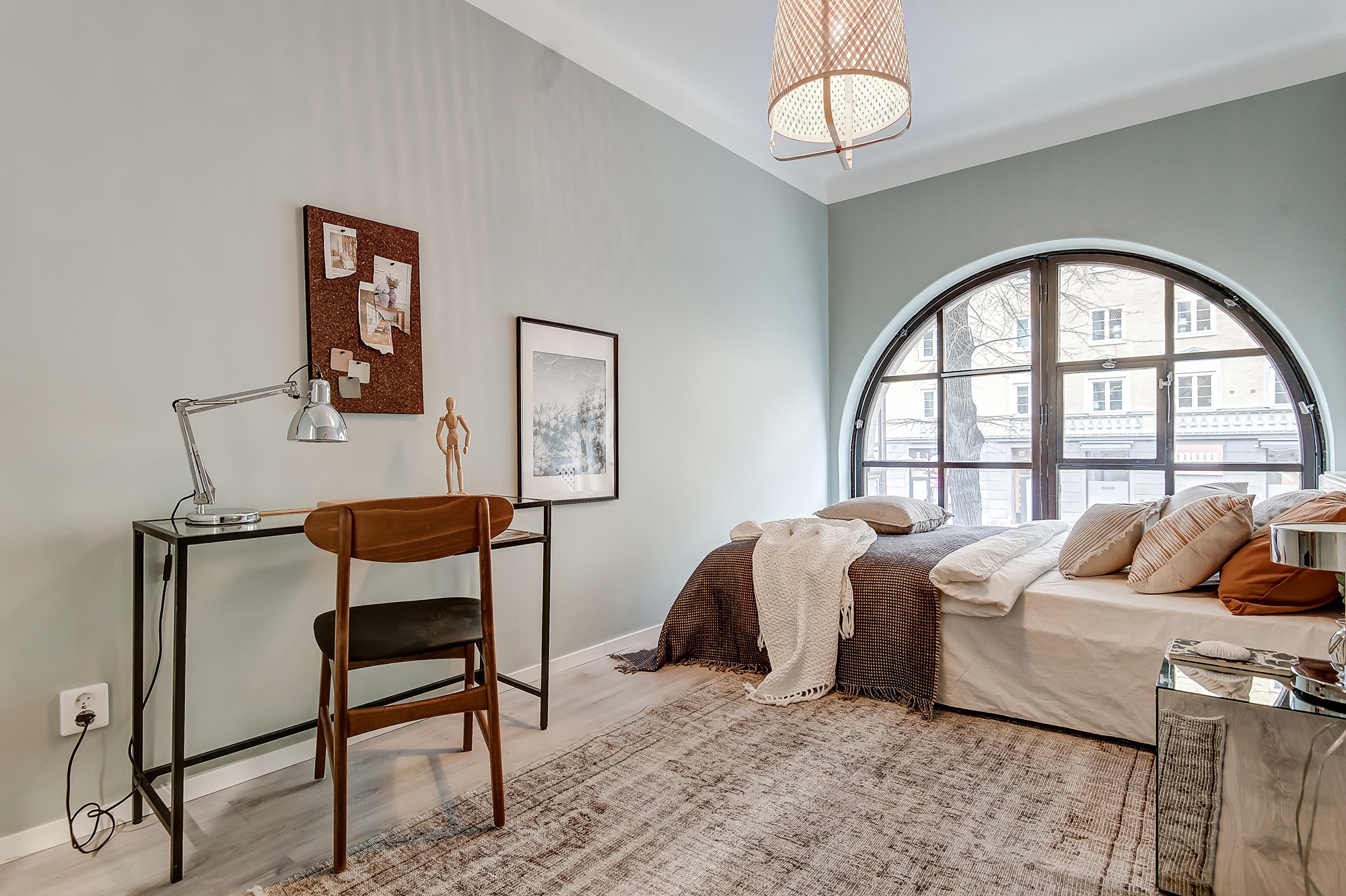 chambre avec fenêtre demi-lune chambre avec fenêtre demi-lune