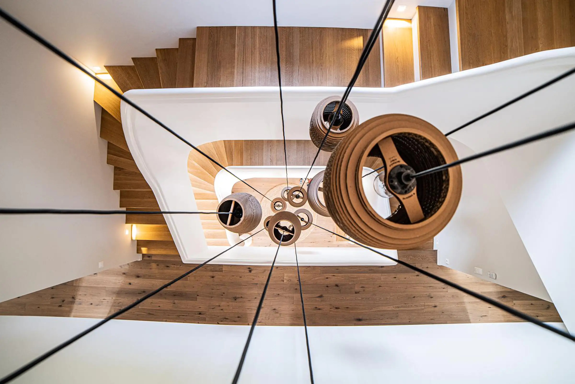 escalier design blanc et bois escalier design blanc et bois