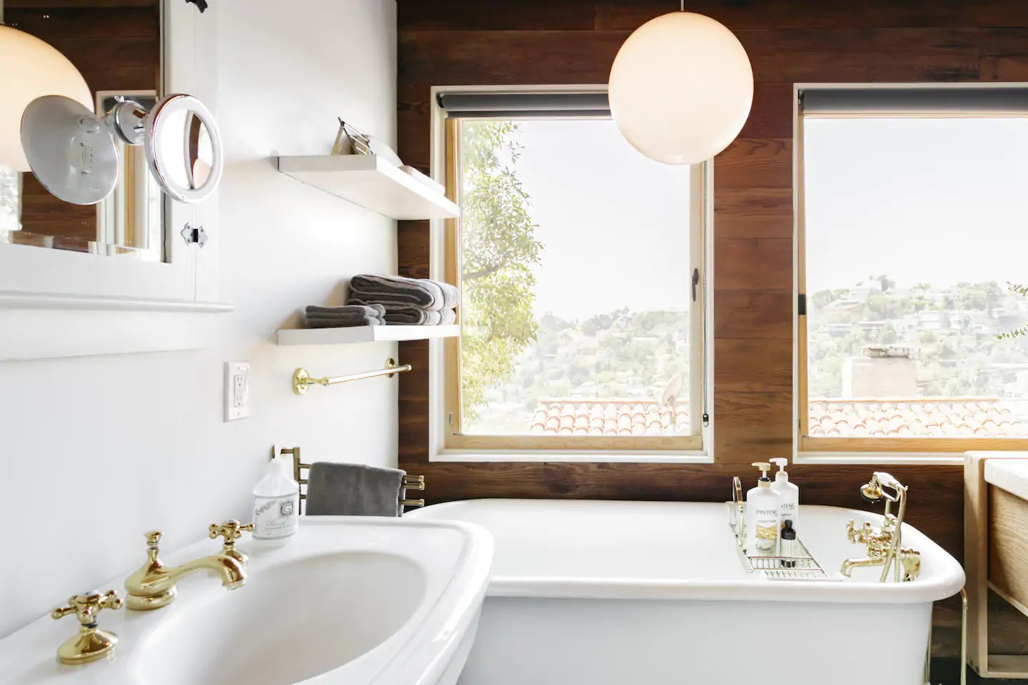 salle de bain avec vue salle de bain avec vue