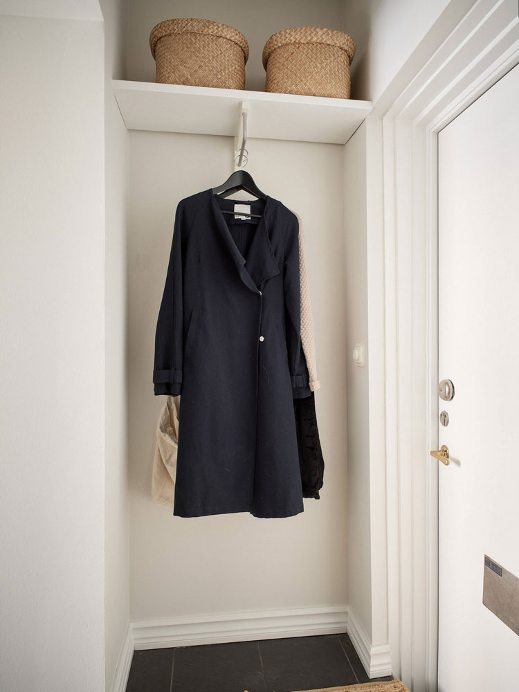 entrée avec porte-manteau entrée avec porte-manteau