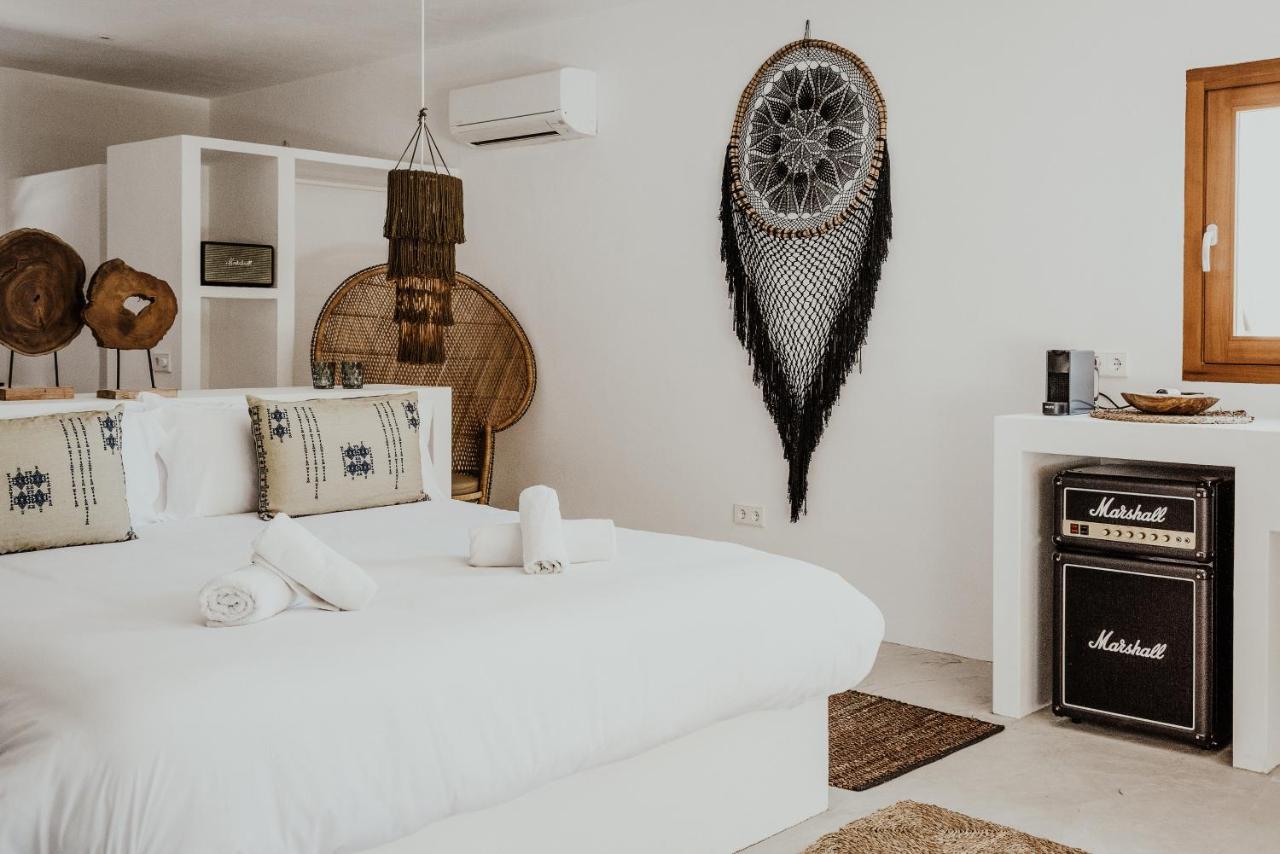 chambre ancienne ferme rénovée Ibiza chambre ancienne ferme rénovée Ibiza