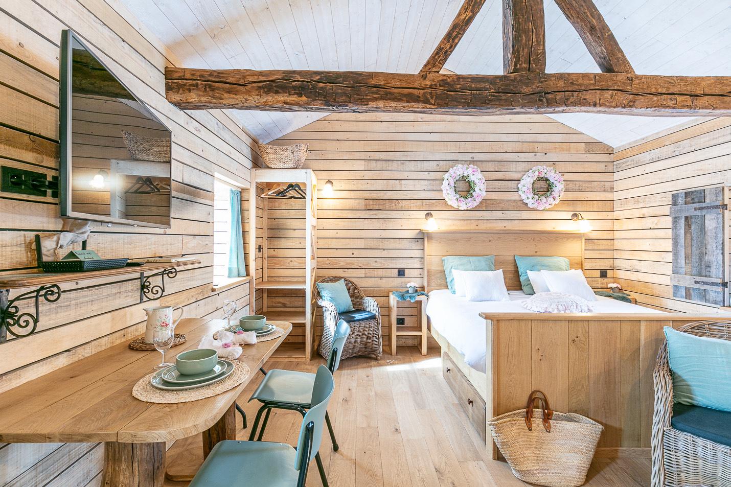 chambre avec poutres maison en bois décoration rustique chambre avec poutres maison en bois décoration rustique