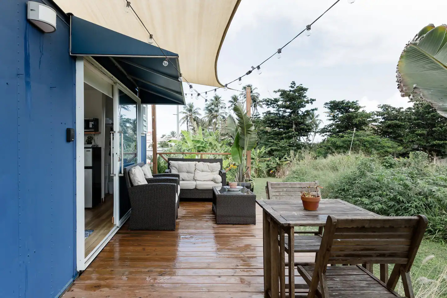 terrasse bois mini maison container terrasse bois mini maison container