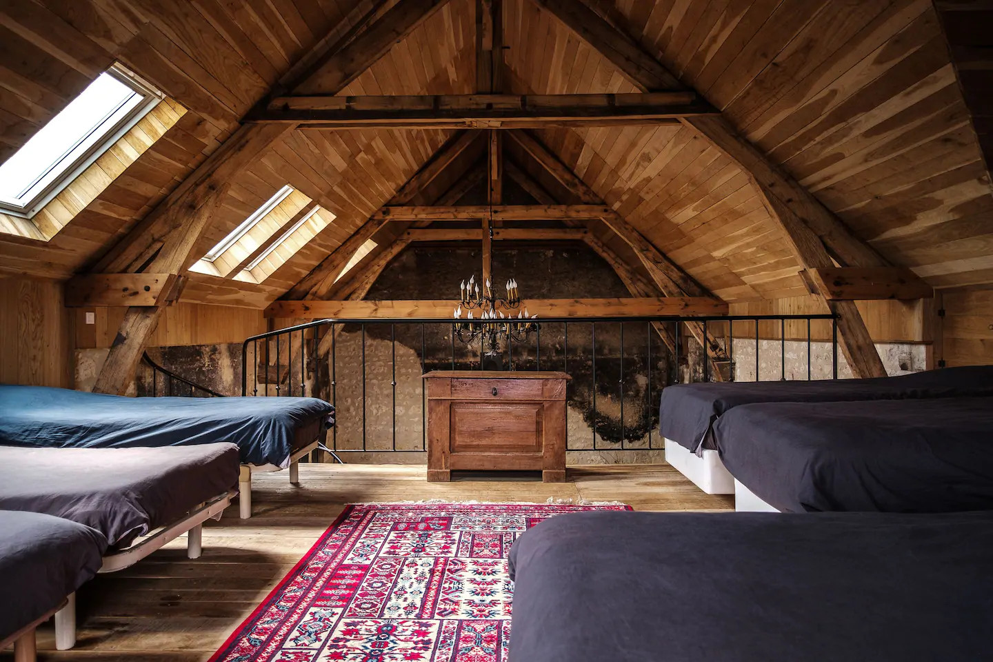 dortoir sur mezzanine