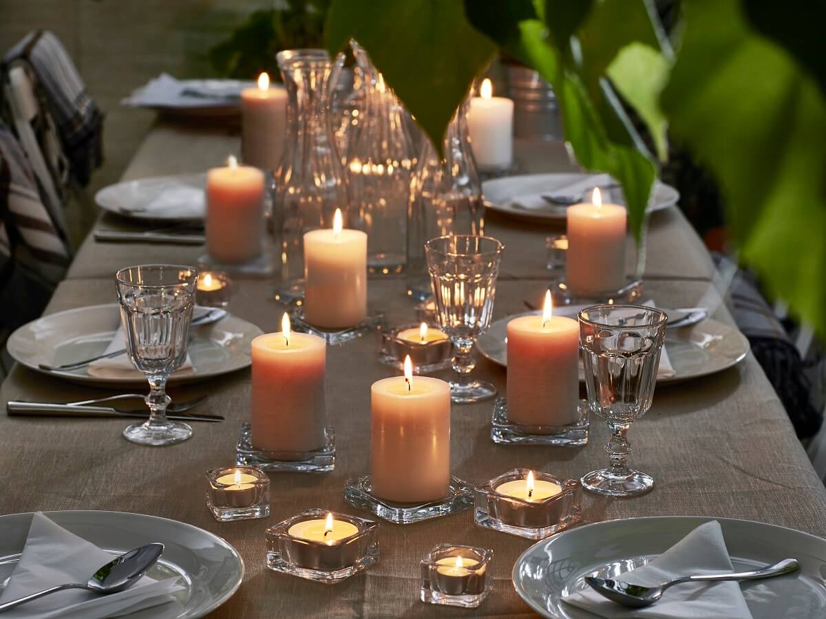table avec bougies table avec bougies
