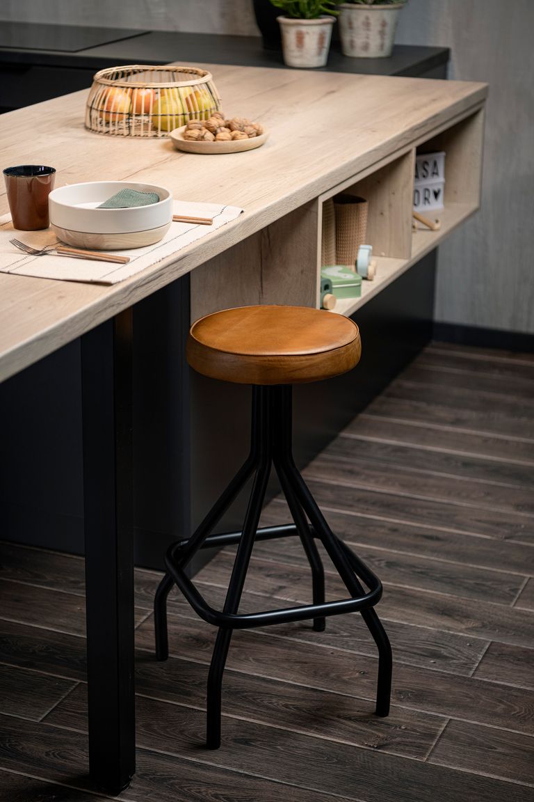 îlot table cuisine équipée