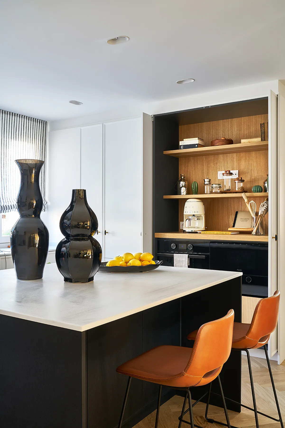 cuisine design noire et bois cuisine design noire et bois