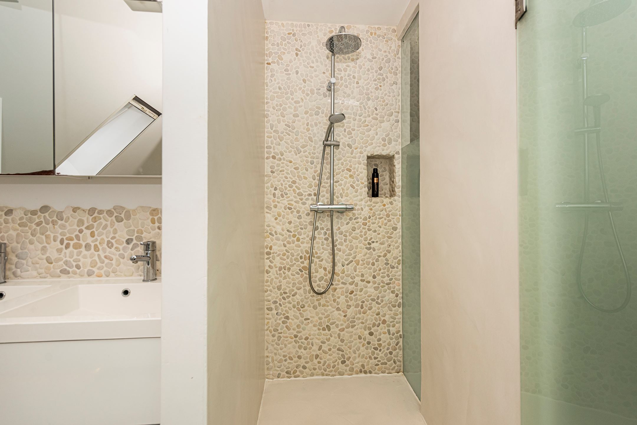 salle de bain design galets salle de bain design galets