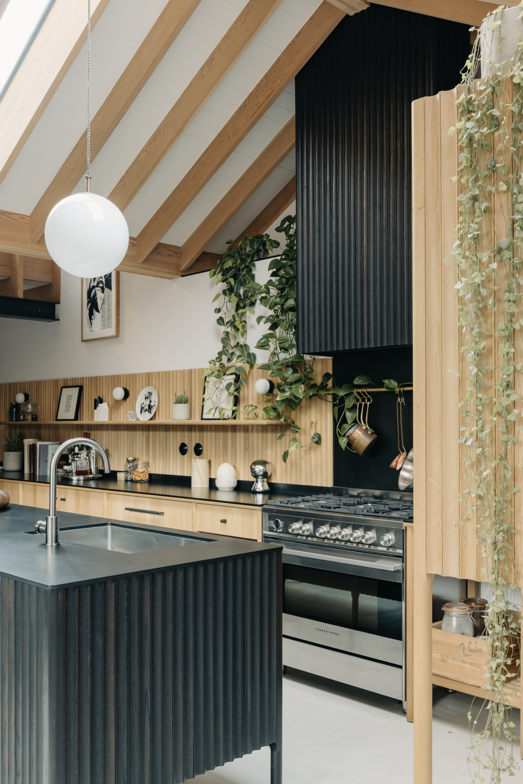cuisine bois et noir décoration design cuisine bois et noir décoration design