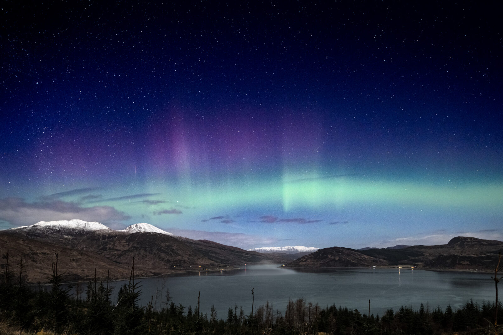 ciel avec aurore boréale