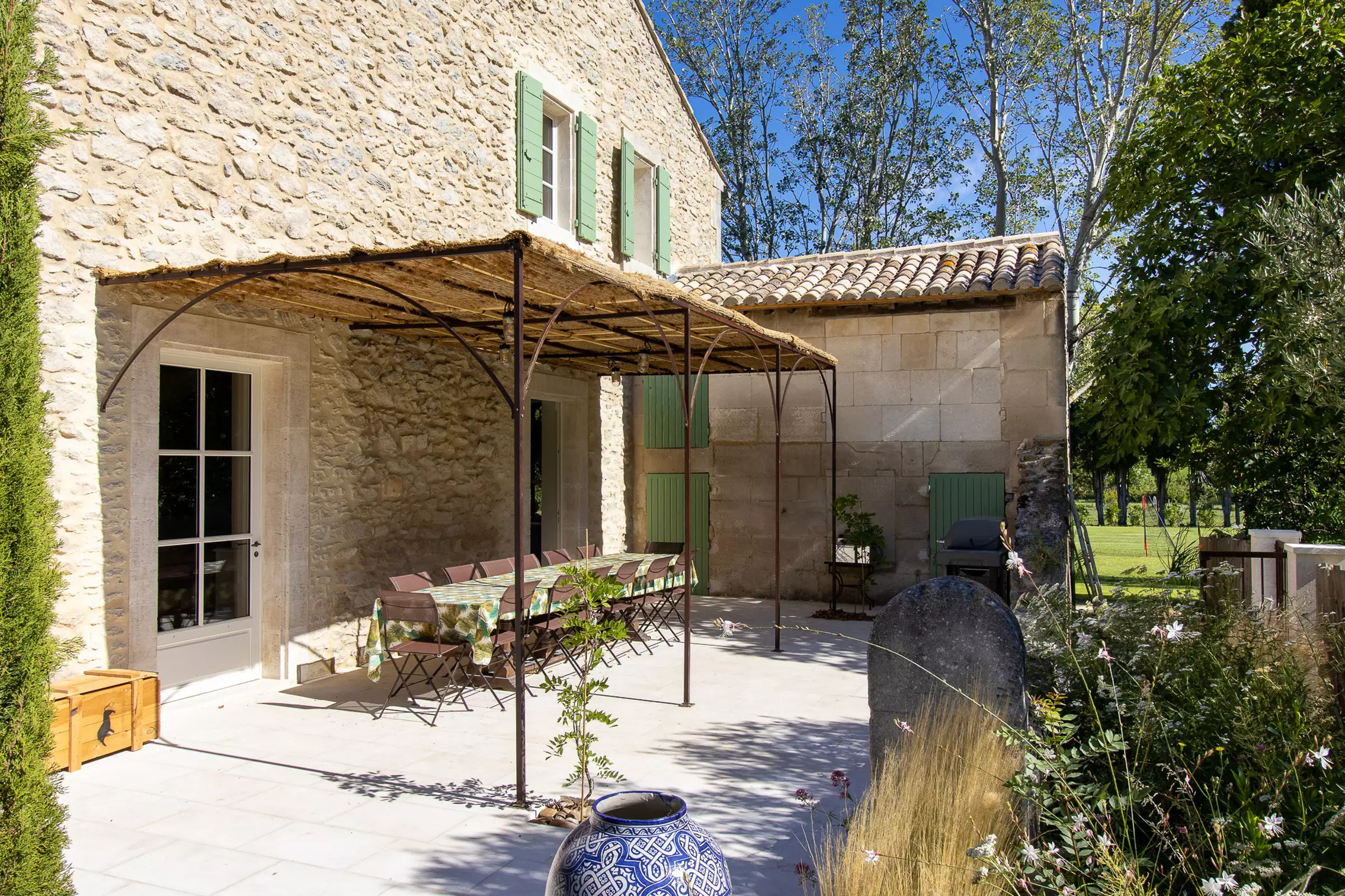 terrasse maison en pierres Provence terrasse maison en pierres Provence