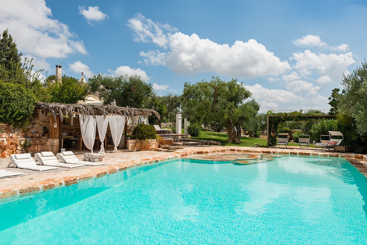 piscine dans jardin trulli piscine dans jardin trulli