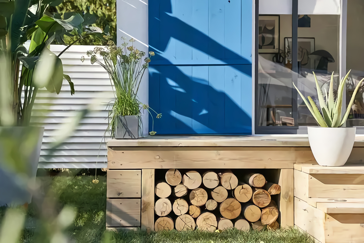 terrasse aménagée décoration bleue avec rangement bois terrasse aménagée décoration bleue avec rangement bois