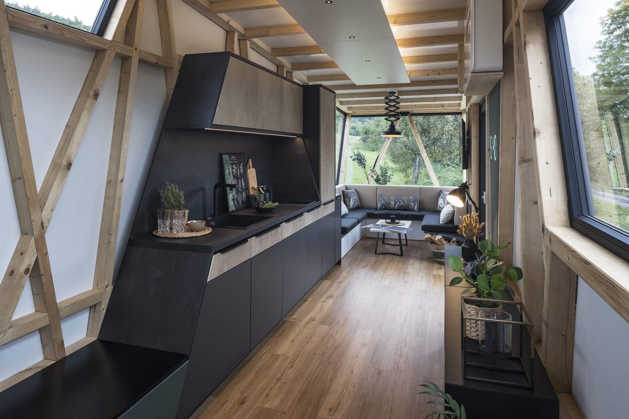 salon tiny house Continental salon tiny house Continental