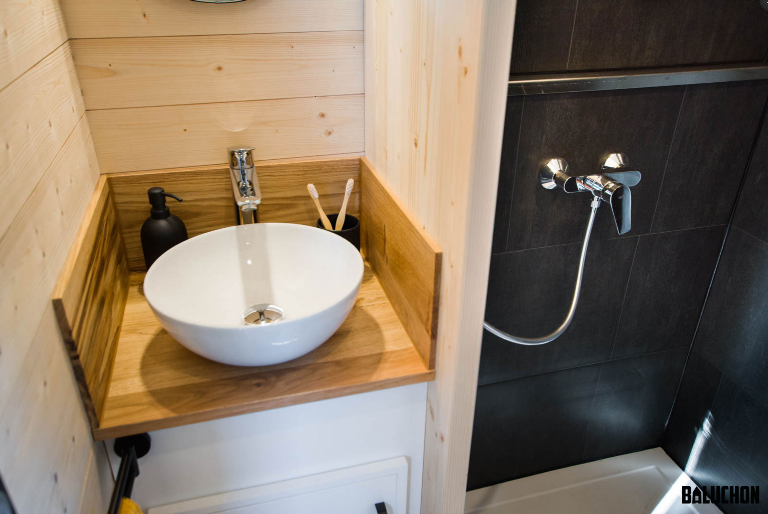 salle de bain mini maison Baluchon