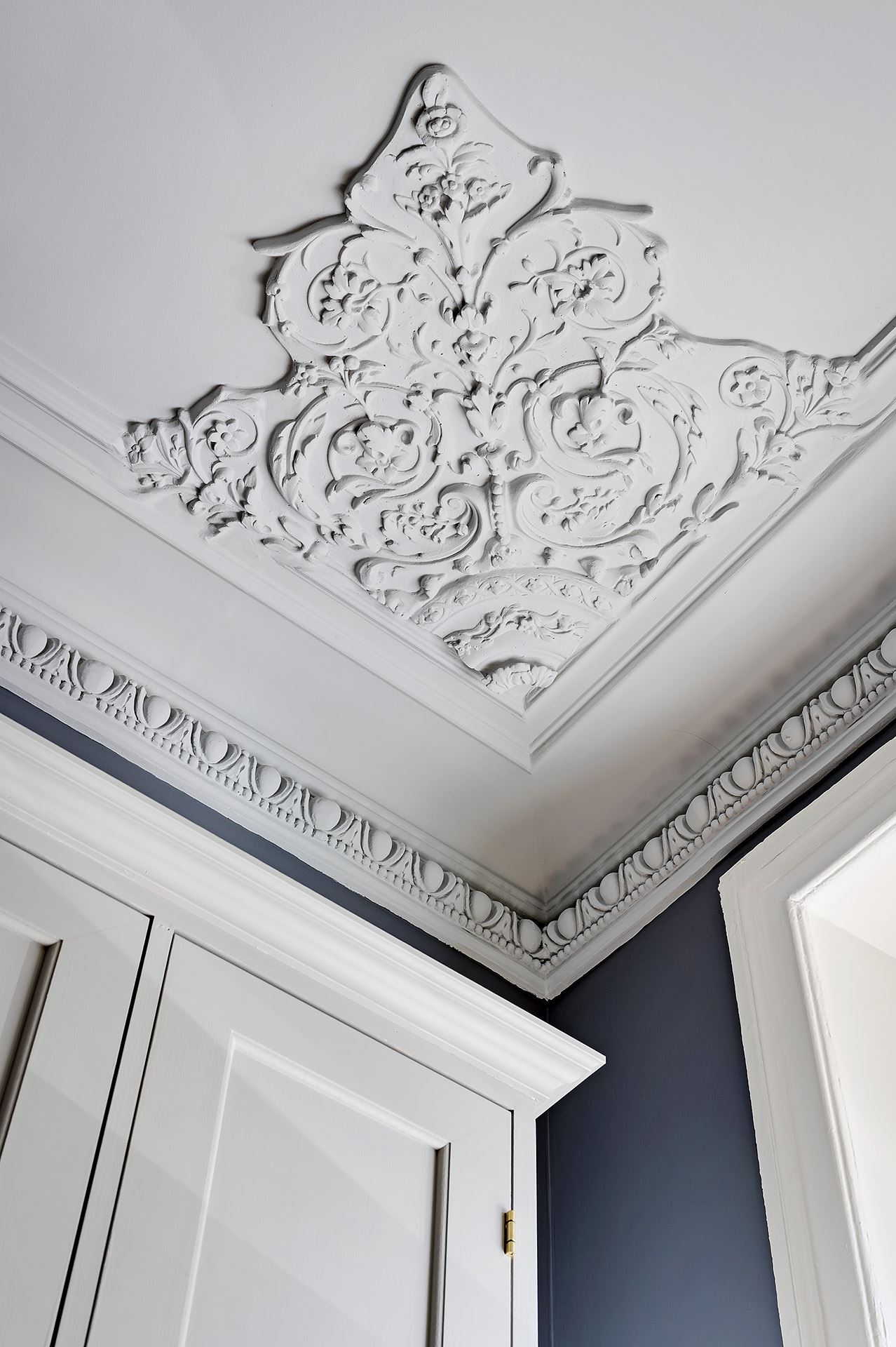 moulures plafond appartement Haussmann moulures plafond appartement Haussmann