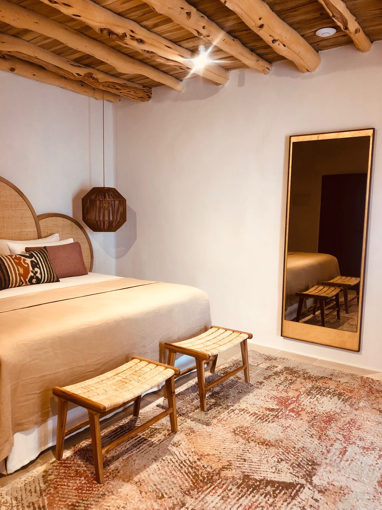 chambre maison en pierres rénovée
