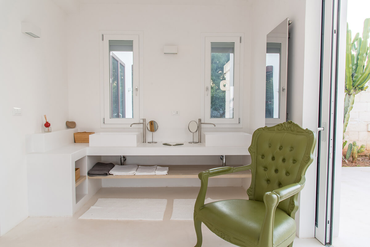salle de bain ouverte dans chambre