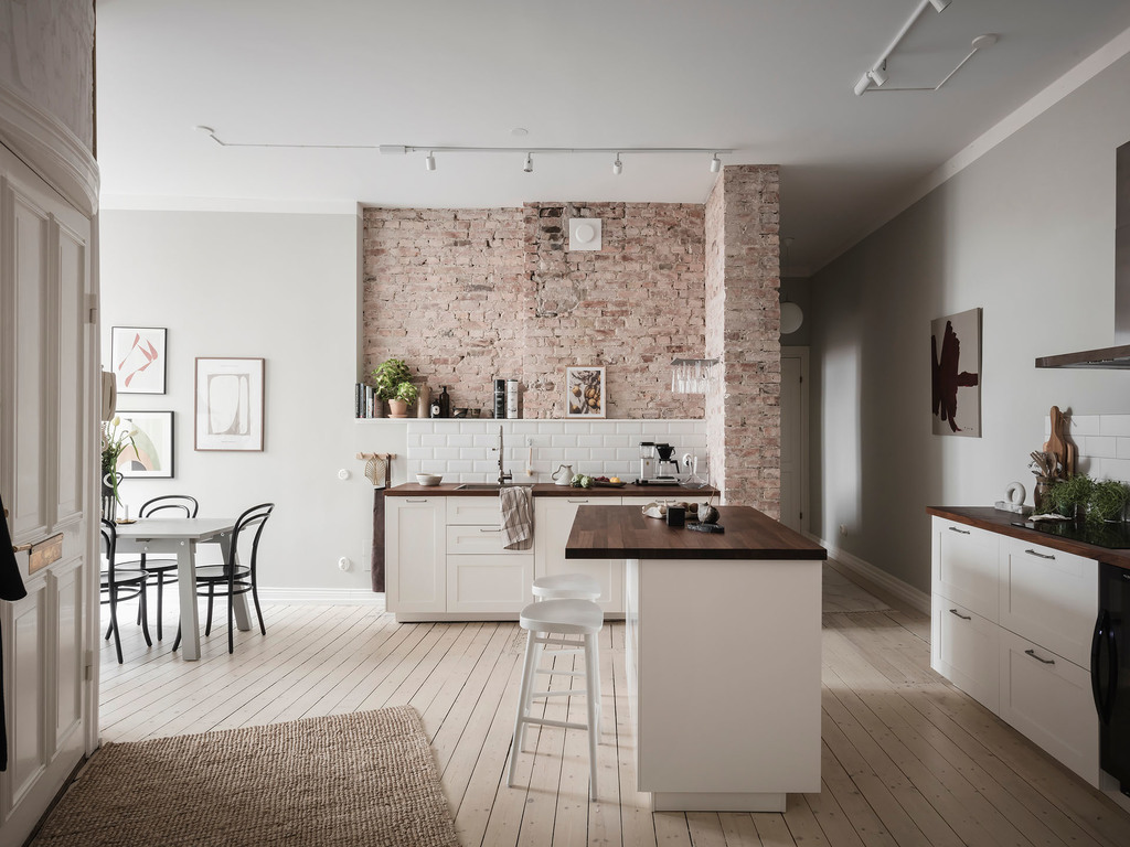 cuisine avec îlot dans appartement rénové cuisine avec îlot dans appartement rénové