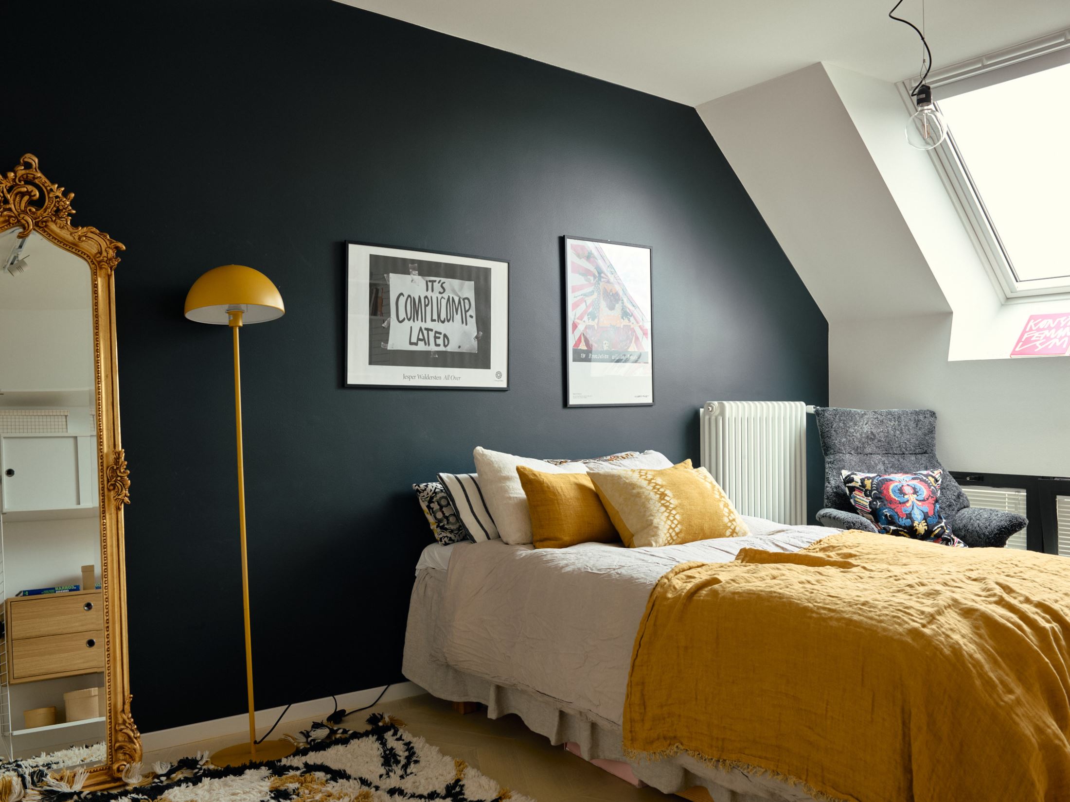 chambre sous combles décoration contemporaine