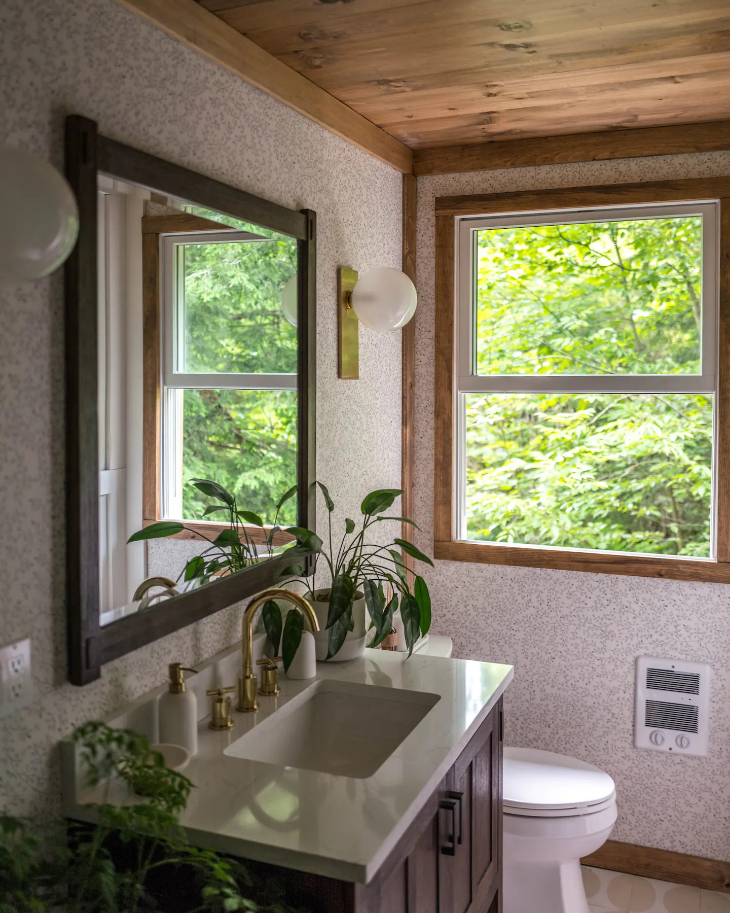 salle de bain rustique avec papier peint salle de bain rustique avec papier peint